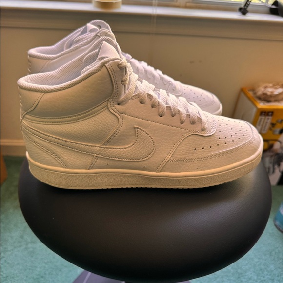 Nike Court Vision Mid - Size 10 Women, 8.5 Men - White/White/White - Picture 4 of 6